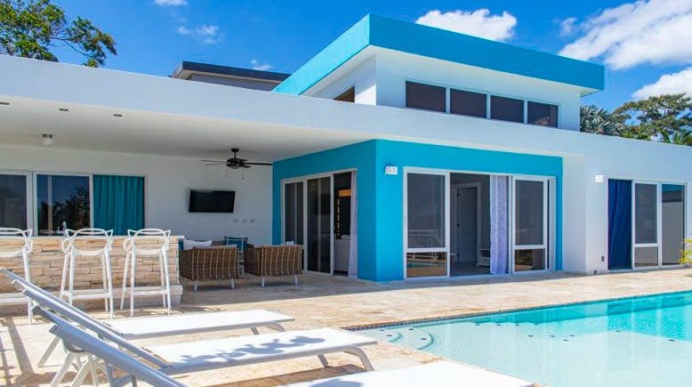 buyDRproperty Beautiful Villa SUNBREEZE with a pool and blue accents in Casa Linda Sosua Real Estate