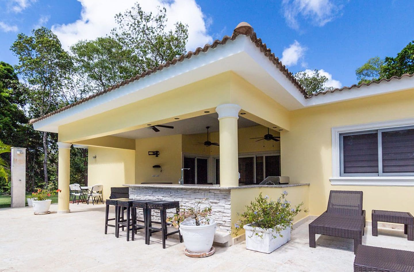 buyDRproperty Beautiful Villa BELLA in Casa Linda with covered patio and outdoor bar Sosua Real Estate